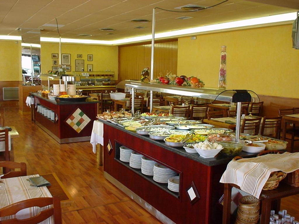 Hostal Restaurante El Espanol Bujaraloz エクステリア 写真